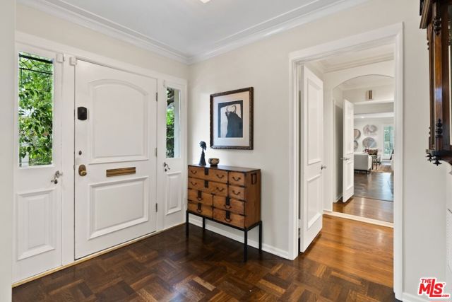 11051 Strathmore Drive, Los Angeles CA: https://media.crmls.org/mediaz/c02adcbd-97f1-4bd6-8edb-cf52764b1e15.jpg