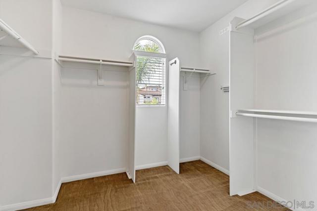 1531 Quiet Trail Dr, Chula Vista CA: https://media.crmls.org/mediaz/c02bc1a3-19ae-42ec-af7b-d43569e49b15.jpg