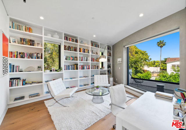 849 N Spaulding Avenue, Los Angeles CA: https://media.crmls.org/mediaz/c02c0459-b2ee-440c-a720-1b754c7317b2.jpg