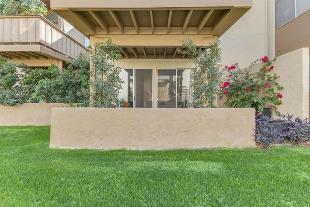 Image 18 of 50 For 78250 Cortez Lane 129