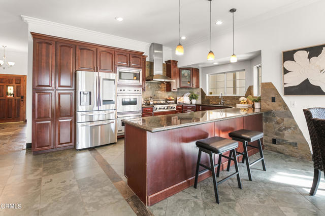 10240 Principe Place, Santa Rosa CA: https://media.crmls.org/mediaz/c02ca191-6189-492a-8e21-ab22004a4843.jpg