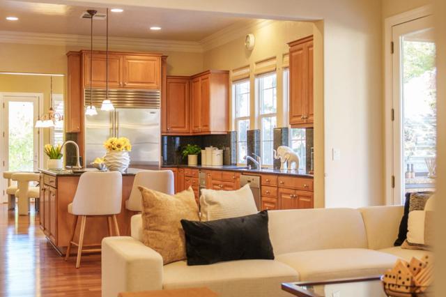 4800 Shady Meadows Place, San Jose CA: https://media.crmls.org/mediaz/c02fa63a-de3b-476e-a149-e5897d60b684.jpg