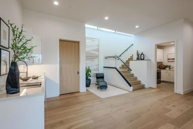 45 Calaveras Court, Hillsborough CA: https://media.crmls.org/mediaz/c02fb5ce-dfad-451b-a67d-494201710758.jpg