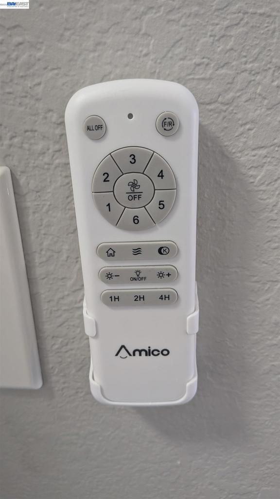 https://media.crmls.org/mediaz/c02fbdbe-d6f4-4e79-82bf-a9f2bbb81ccb.jpg?preset=X-Large