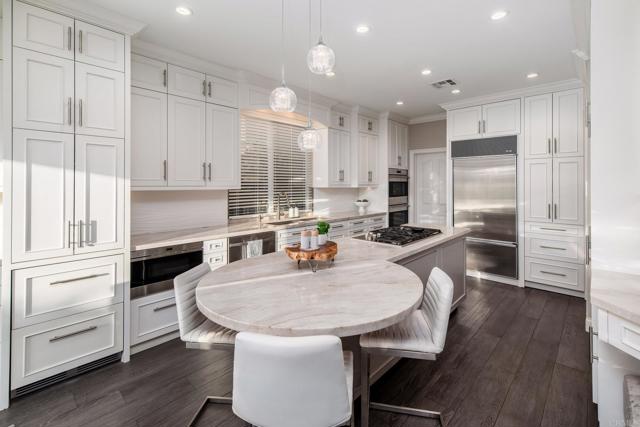 Detail Gallery Image 2 of 46 For 3596 Torrey View Ct, San Diego,  CA 92130 - 4 Beds | 3/1 Baths