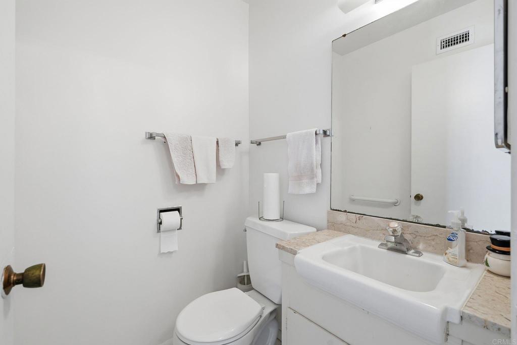 5455 Parkview Dr - photo 18