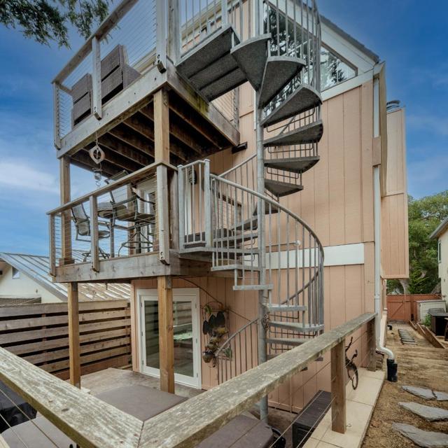 879 Lottie Street, Monterey CA: https://media.crmls.org/mediaz/c0302b04-009c-472e-9a07-88eec1b21072.jpg