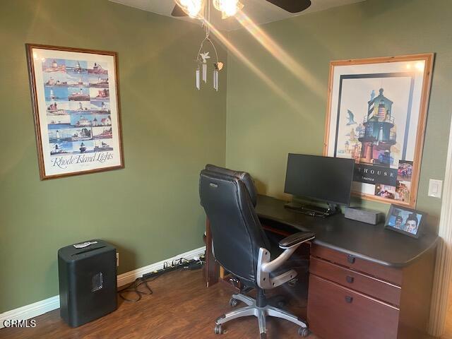 2204 Antelope Avenue, Ventura CA: https://media.crmls.org/mediaz/c0302e5c-1495-4f24-8186-6b870d669bb5.jpg