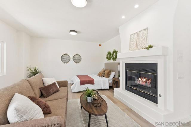 2047 Via Del Torrie, Alpine CA: https://media.crmls.org/mediaz/c031c15c-f4a4-4635-830d-bab59c55514d.jpg