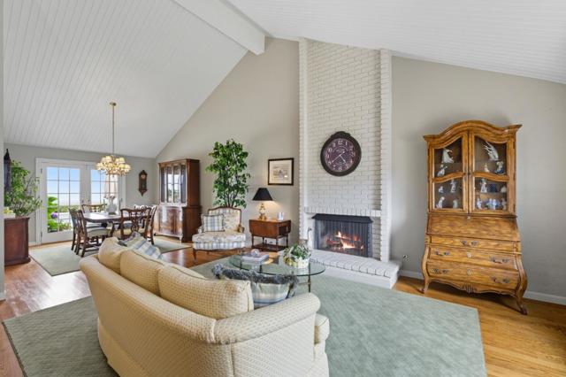 7 Somerset Court, Belmont CA: https://media.crmls.org/mediaz/c032f3ac-440f-471e-b6d3-adea6ea428b1.jpg