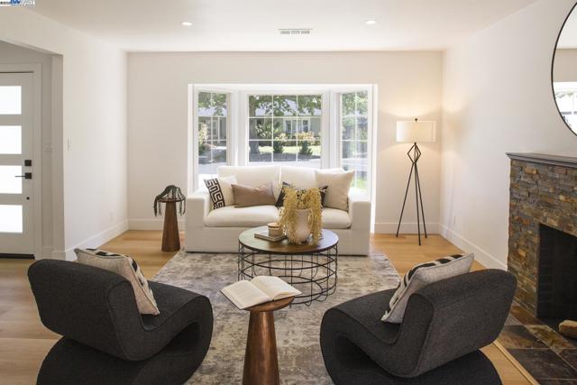 3208 McNutt, Walnut Creek CA: https://media.crmls.org/mediaz/c033285f-55e8-4b0b-a8bb-41201a76a649.jpg