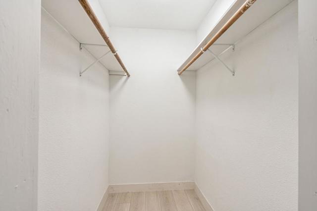 1081 65th Street, Emeryville CA: https://media.crmls.org/mediaz/c0348627-c55c-4cb5-ac4b-8a9dd92f57fc.jpg