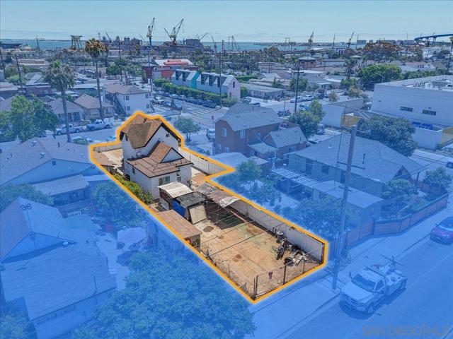 2912 Logan Avenue, San Diego CA: https://media.crmls.org/mediaz/c034ab8d-c5f3-403b-84eb-facd619600d6.jpg