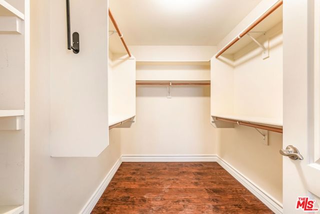 13743 Cordary Avenue, Hawthorne CA: https://media.crmls.org/mediaz/c0355001-98d6-464c-8206-40348c3e6d77.jpg