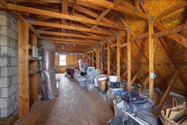 17743 S Mesa Drive, Pauma Valley CA: https://media.crmls.org/mediaz/c03553fd-6da8-4934-99e6-c10ef3941a9c.jpg