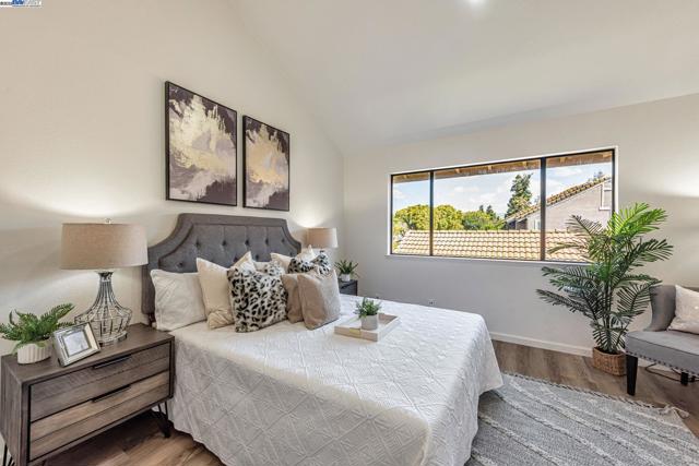 3810 Burton Cmn, Fremont CA: https://media.crmls.org/mediaz/c0361157-3cd8-410e-a692-ff6668309c5c.jpg