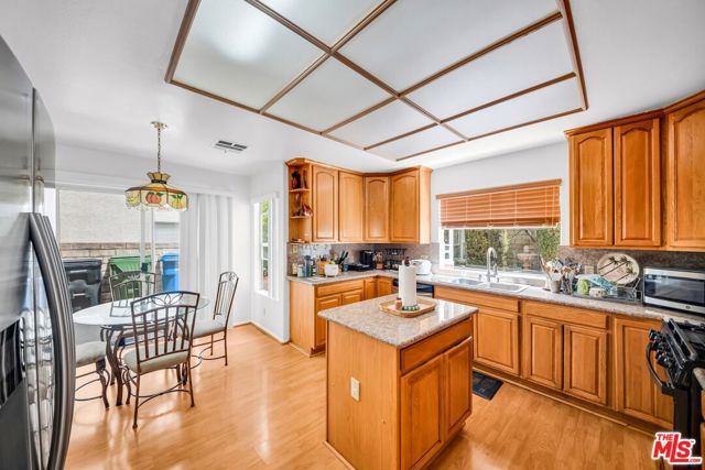 23234 Valerio Street, West Hills CA: https://media.crmls.org/mediaz/c03679c7-5233-4ffa-a87b-8b5e457d313c.jpg