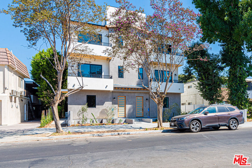 10845 N Morrison Street #2
