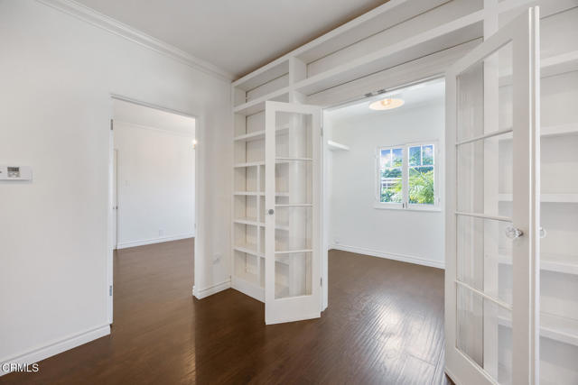 1430 Pepper Drive, Pasadena CA: https://media.crmls.org/mediaz/c037dd7e-6b9e-44a4-ac65-aeb1ba143cb3.jpg
