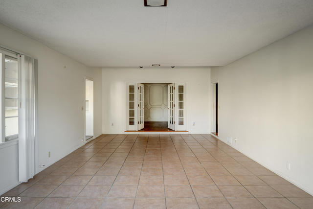 Detail Gallery Image 15 of 37 For 4463 Commonwealth Ave, La Canada Flintridge,  CA 91011 - 3 Beds | 2 Baths