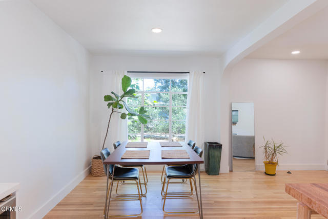 Detail Gallery Image 8 of 24 For 309 Agnus Dr, Ventura,  CA 93003 - 3 Beds | 2 Baths