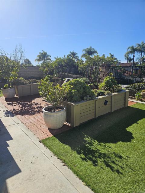 Detail Gallery Image 23 of 35 For 1585 Madrid Dr, Vista,  CA 92081 - 3 Beds | 2/1 Baths