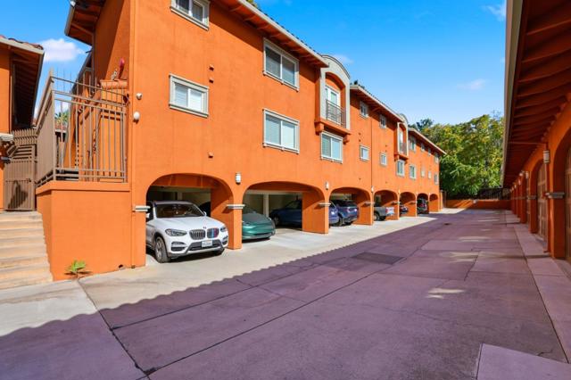 1835 Palm View Place, Santa Clara CA: https://media.crmls.org/mediaz/c03b147a-b25c-4057-91b0-a18e512e1168.jpg