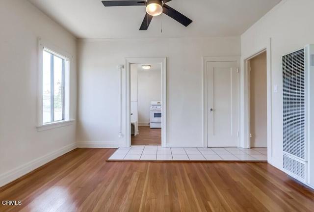 Detail Gallery Image 5 of 14 For 833 835 N Ridgewood, Los Angeles,  CA 90038 - – Beds | – Baths