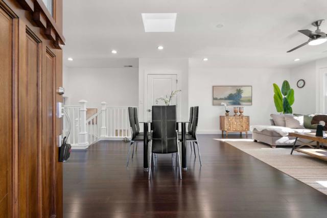 42 Farragut, San Francisco CA: https://media.crmls.org/mediaz/c03c907a-7c40-48f8-8503-a205c5b3d456.jpg