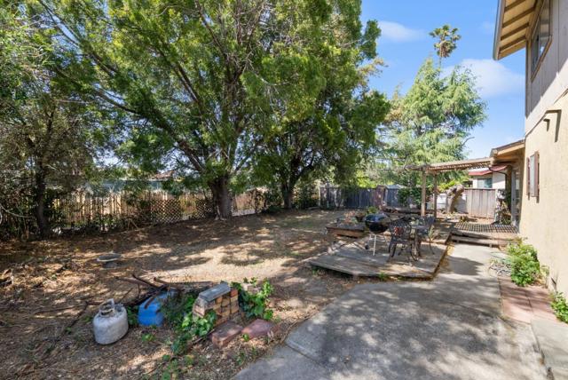 36146 Indian Wells Drive, Newark CA: https://media.crmls.org/mediaz/c03e37ff-f3d6-4119-b57d-3ffa6485e99f.jpg