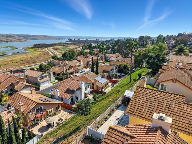 10153 Greenleaf Rd, Spring Valley CA: https://media.crmls.org/mediaz/c03ef845-d469-429a-92f6-307239e2a8db.jpg