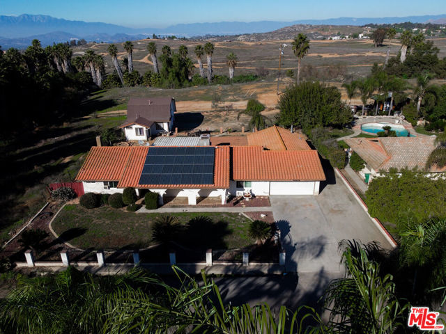 16065 Porter Avenue, Riverside CA: https://media.crmls.org/mediaz/c03f9275-7441-4c06-af10-af1f85eb3942.jpg