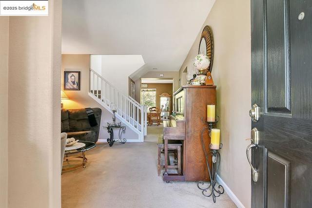 4746 Mammouth Lane, Oakley CA: https://media.crmls.org/mediaz/c03facc8-22d5-4b1e-bd0f-96cf5af68254.jpg