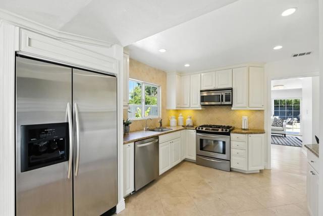 2924 Vivian Lane, San Jose CA: https://media.crmls.org/mediaz/c0401aed-ac08-45aa-a1eb-fde1e26741fc.jpg