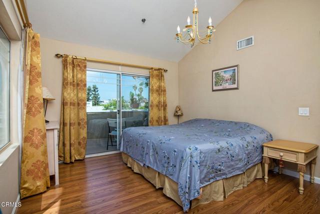 Detail Gallery Image 24 of 42 For 202 S Holliston Ave #301,  Pasadena,  CA 91106 - 3 Beds | 4 Baths