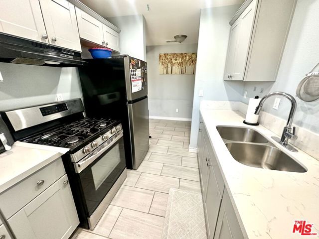 14312 Hesperia Road, Victorville CA: https://media.crmls.org/mediaz/c040b7a9-b6a5-4120-a296-4934c8afbfbf.jpg