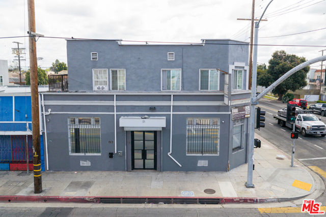 Image 3 of 22 For 1645 48th Street