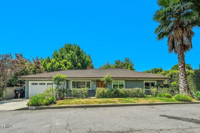 Detail Gallery Image 1 of 1 For 4837 1/2 Oakwood Ave, La Canada Flintridge,  CA 91011 - 3 Beds | 2 Baths