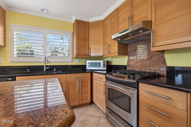 Detail Gallery Image 11 of 31 For 207 Camino Leon, Camarillo,  CA 93012 - 3 Beds | 2 Baths