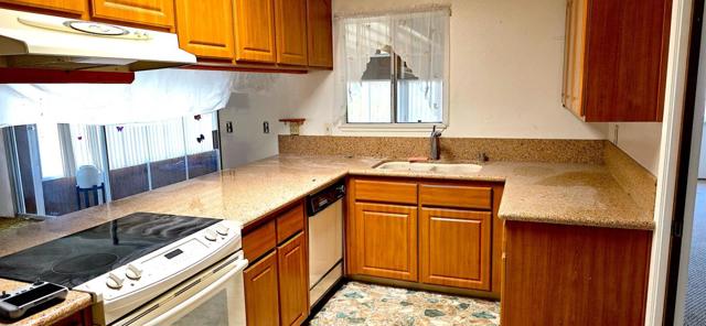 1605 Marietta Street, Seaside CA: https://media.crmls.org/mediaz/c041f725-f0ce-4531-925f-7cbc0e5dcfdc.jpg