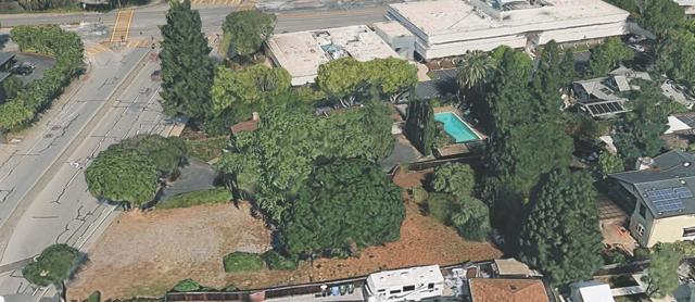 2139 Alameda De Las Pulgas, Redwood City CA: https://media.crmls.org/mediaz/c0420737-4bcf-4bb1-a660-95bfda33bb19.jpg