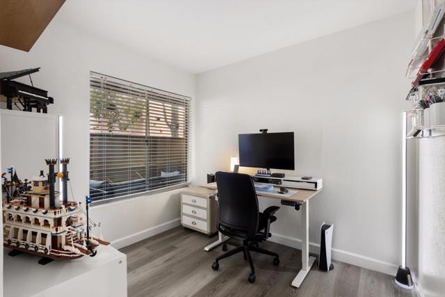 Detail Gallery Image 17 of 30 For 7980 Mission Center Ct. #F,  San Diego,  CA 92108 - 1 Beds | 1 Baths