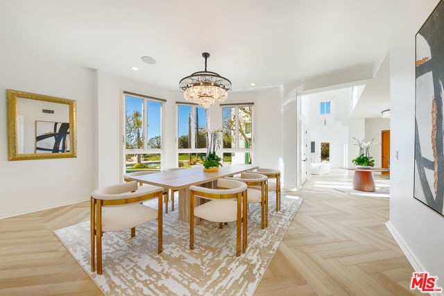 10502 Yellow Hill Road, Malibu CA: https://media.crmls.org/mediaz/c042eab5-8dfa-4a31-bc58-3cbb80148469.jpg