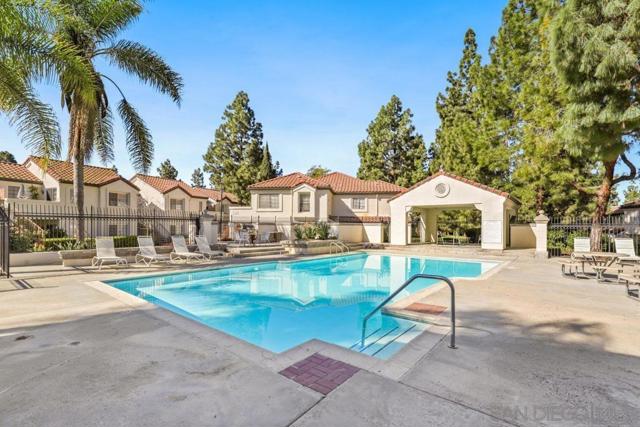 742 Eastshore Ter, Chula Vista CA: https://media.crmls.org/mediaz/c044c546-0b24-416b-bdbe-a7de8b840256.jpg