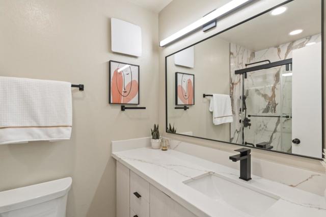 918 Beach Park Boulevard, Foster City CA: https://media.crmls.org/mediaz/c044fe87-97c6-4fd2-b4fb-8561e8a01cd6.jpg
