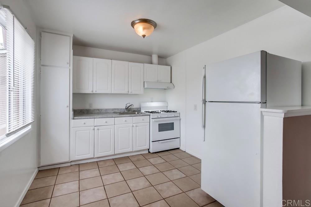 3950 C Street - photo 10