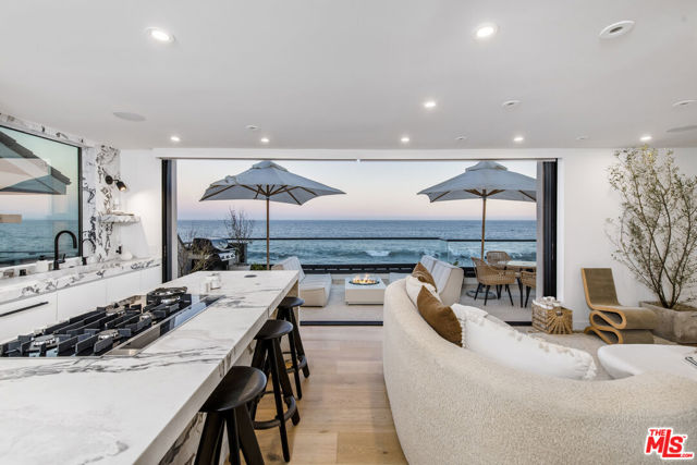 20802 Pacific Coast Highway, Malibu, California 90265, 3 Bedrooms Bedrooms, ,4 BathroomsBathrooms,Single Family Residence,For Sale,Pacific Coast,24419743