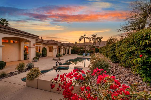 50 Toscana E Way, Rancho Mirage CA: https://media.crmls.org/mediaz/c048f8d8-c08d-431e-8004-7ee7bd0c4aab.jpg