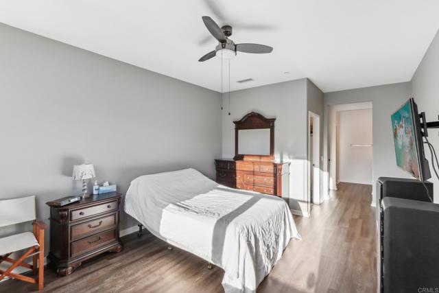 32780 Presidio Hills Ln, Winchester CA: https://media.crmls.org/mediaz/c049afbc-1000-46dc-87f8-22c7c0631813.jpg