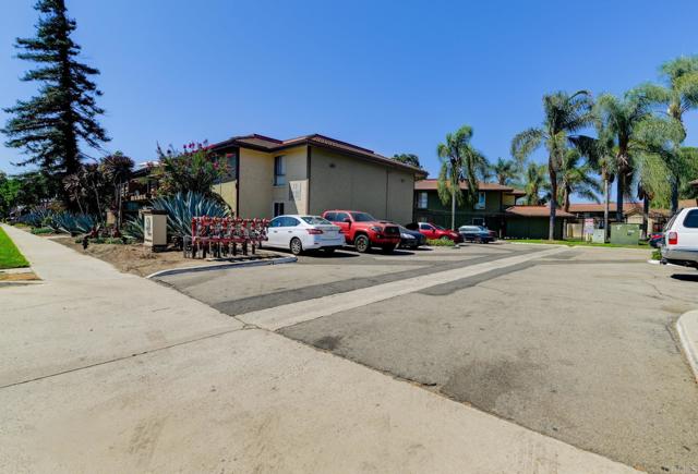615 Fredricks Avenue, Oceanside CA: https://media.crmls.org/mediaz/c04a1838-2e4c-4b1c-871d-81dd25e36dc7.jpg